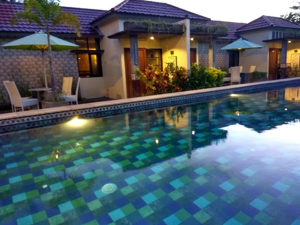Hawaii Bali Villa Денпасар Екстериор снимка