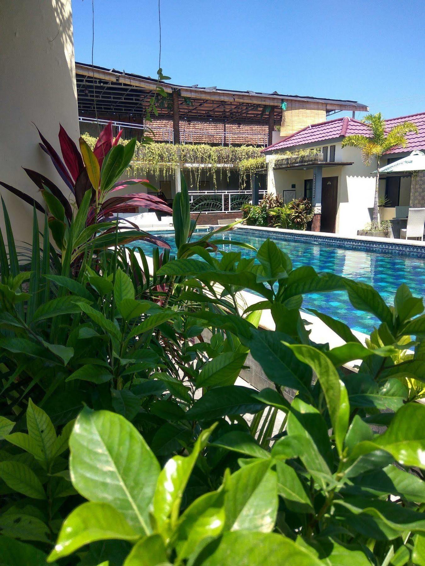 Hawaii Bali Villa Денпасар Екстериор снимка