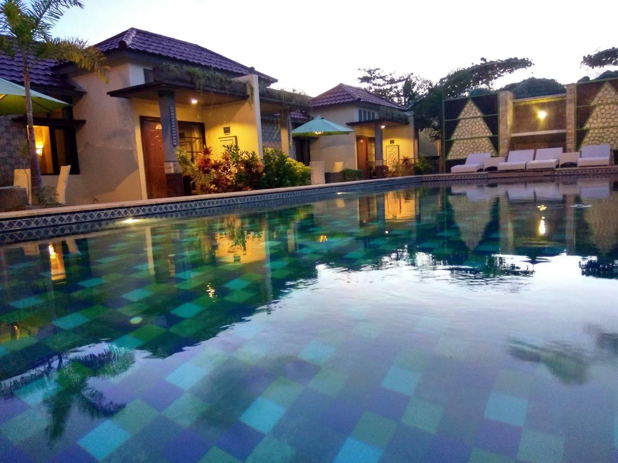 Hawaii Bali Villa Денпасар Екстериор снимка