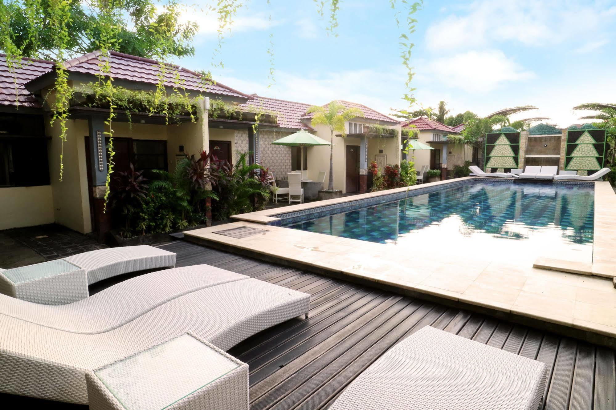 Hawaii Bali Villa Денпасар Екстериор снимка